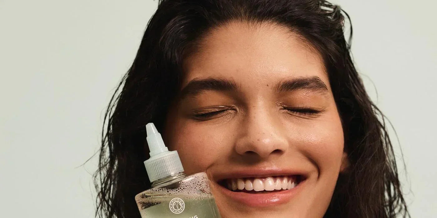 Scalp Cleanser – So erfrischst und pflegst du deine Kopfhaut